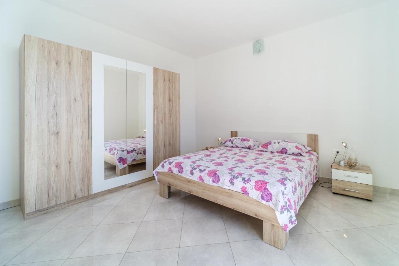Beach Paradise Apartments Podstrana Exterior foto